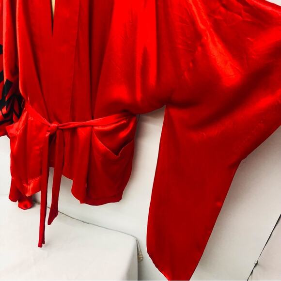Alambic Red Asian Inspired Loungewear Set Pants and Open Front Tie Waist Robe - Picture 8 of 16